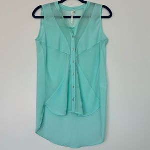 Sleeveless blouse